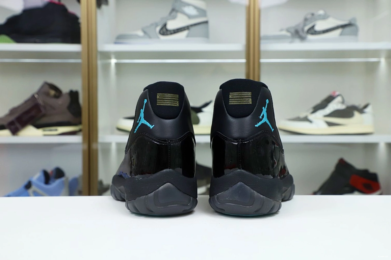 11 JORDAN BLUE RETRO AIR GAMMA 0223